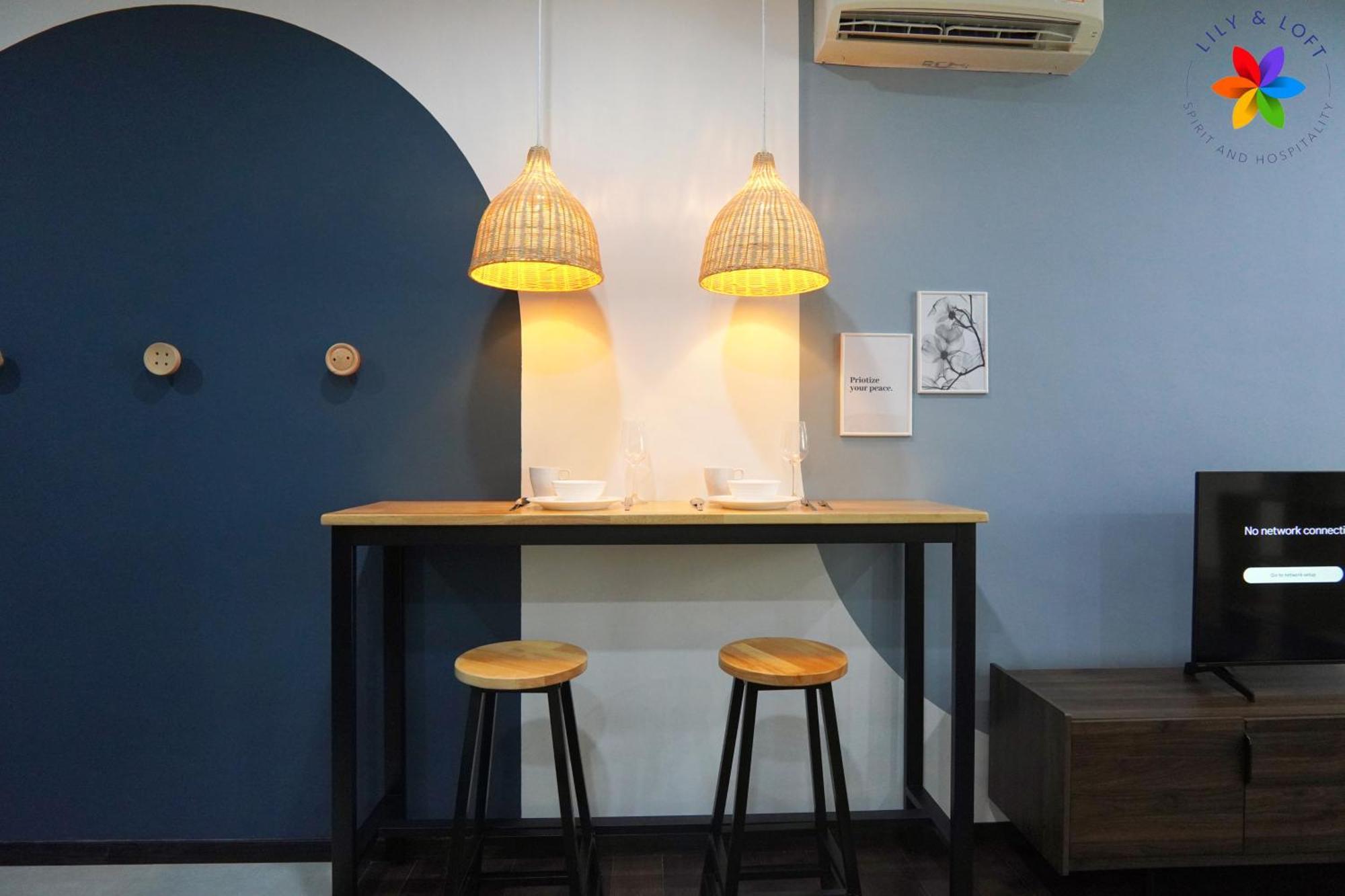 Lily And Loft - Queensville @ Kuala Lumpur - Netflix Kültér fotó